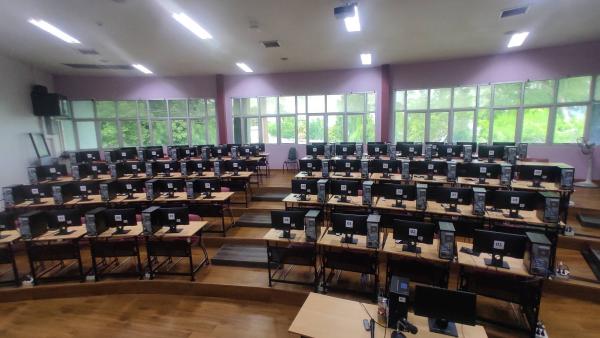 ห้องมัลติมีเดีย