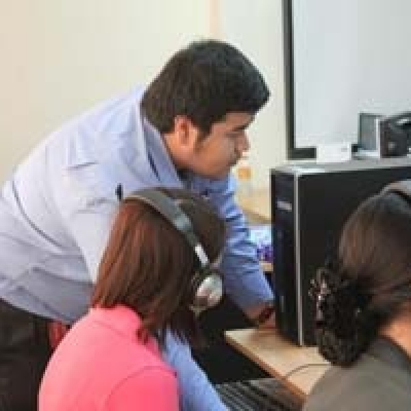 computer consulting service.jpg 600x600