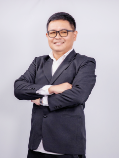 นายอิสริช พงษ์ธนู (เอส)