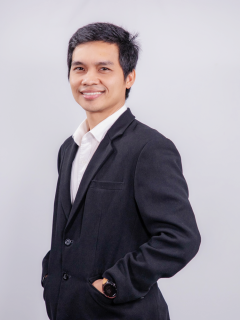 นายยุทธพงษ์ ผลจันทร์ (โก้)